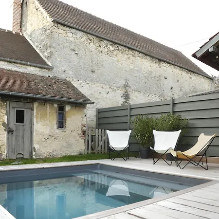 By La Boite En Holiday home Senlis (Oise)